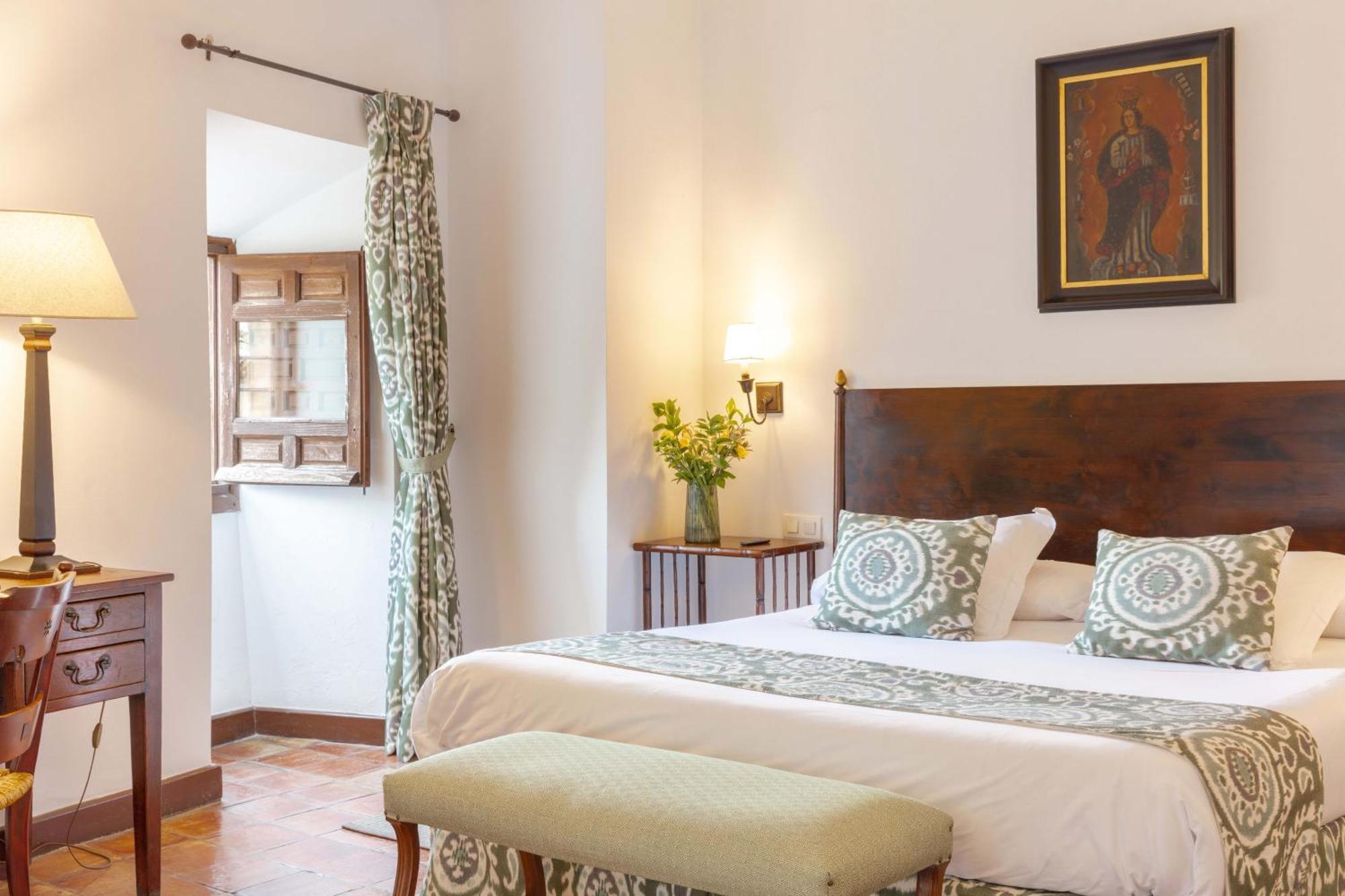 Hotel Puerta De La Luna Baeza Luaran gambar