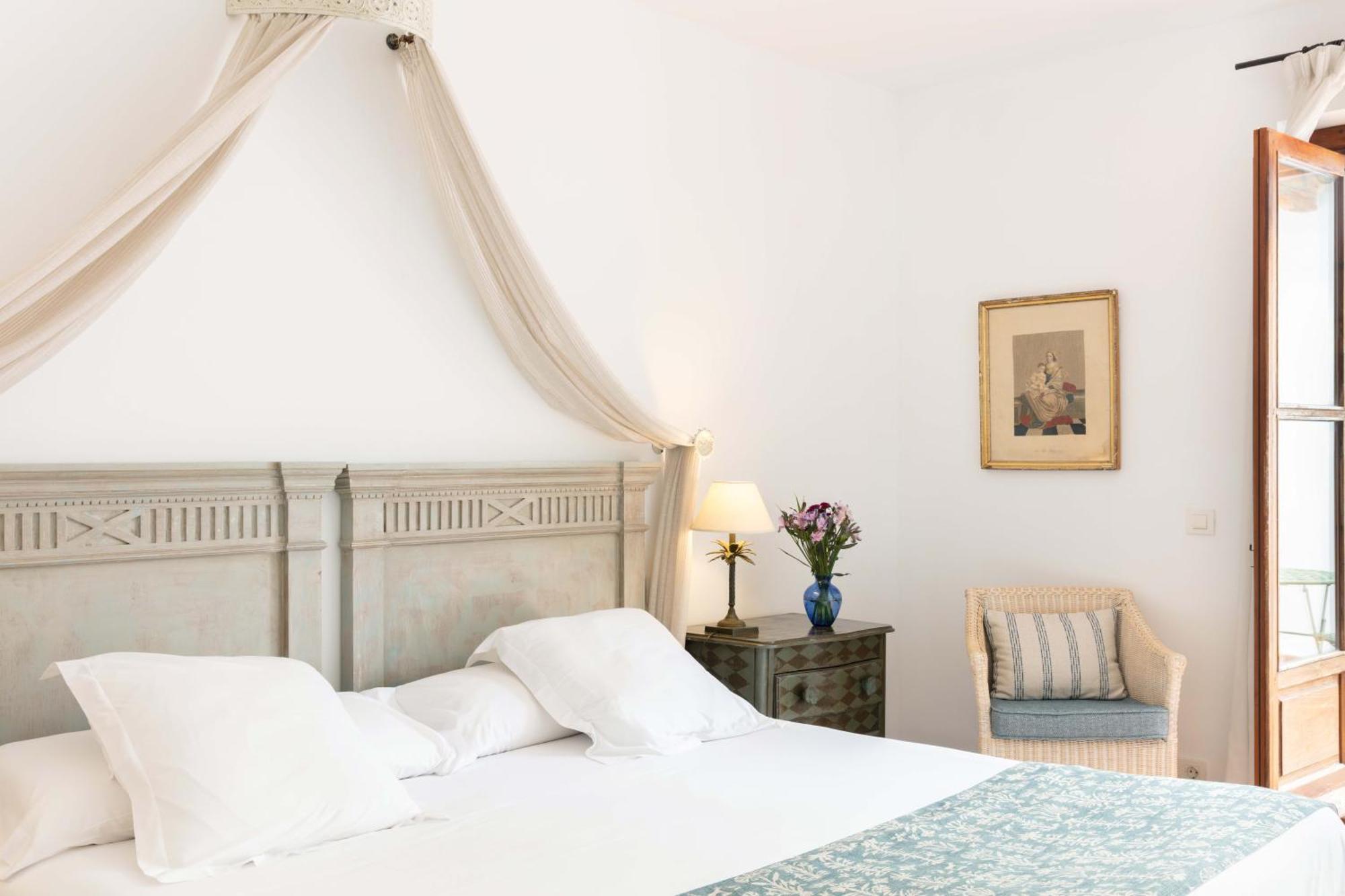 Hotel Puerta De La Luna Baeza Luaran gambar